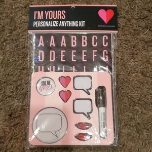 Victoria Secret Personalize Anything Kit
